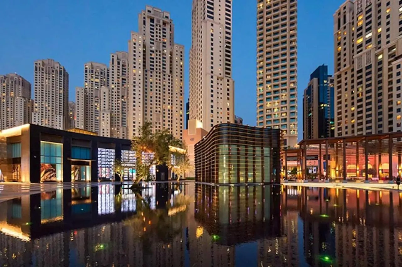 Beautiful Home, Magnificent View Dubai