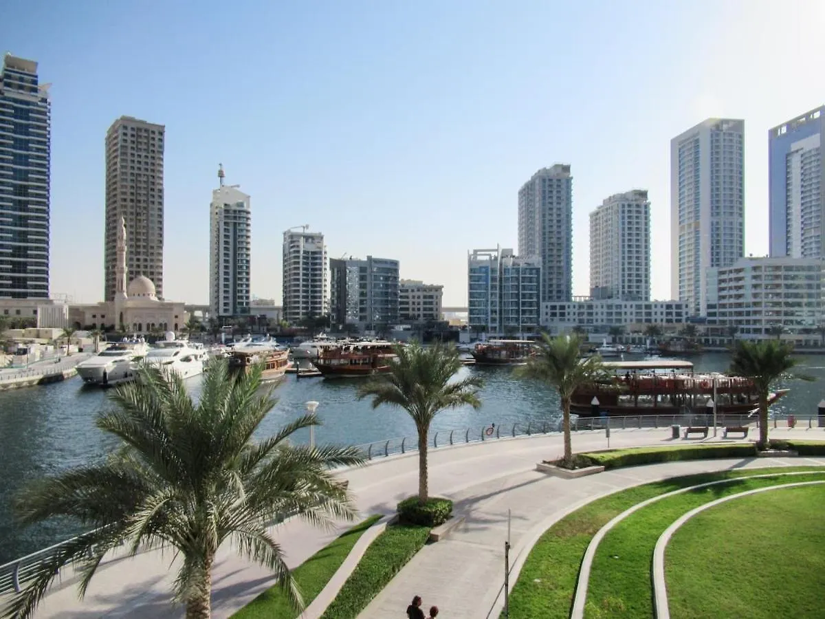 Beautiful Home, Magnificent View Dubai 0*,